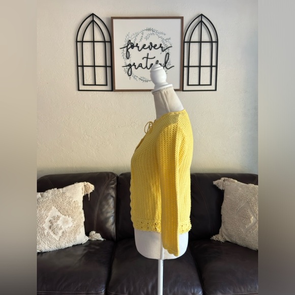 Vintage Y2K No Boundaries Bright Yellow Crochet Cardigan Junior’s Size S Retro - Picture 10 of 13